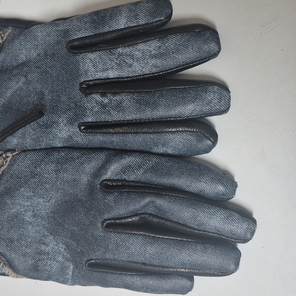 HOSTPICK Stylish Denim Gloves with Faux Fur Lining - Picture 3 of 16